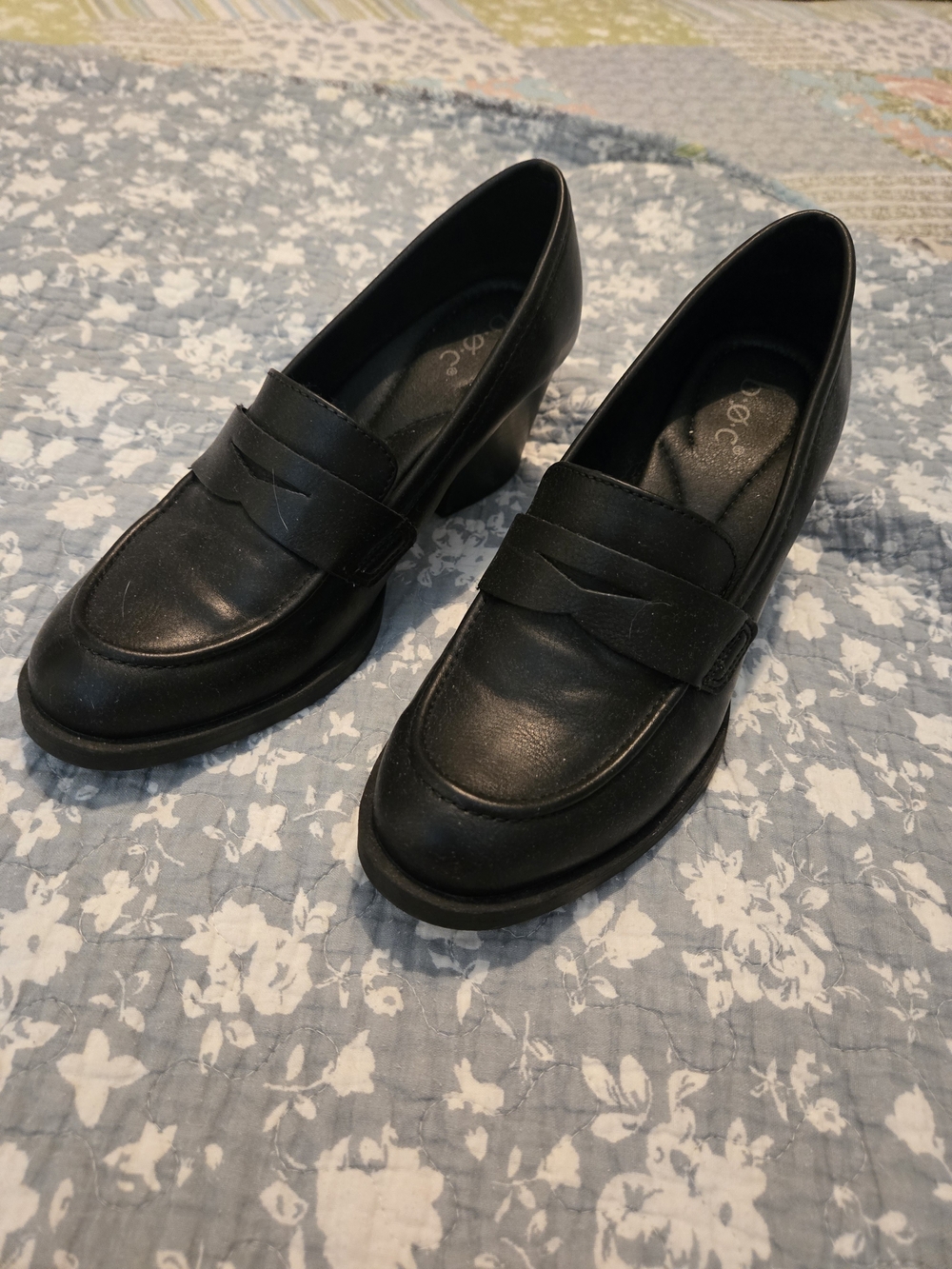 boc Black Leather Wedge Loafer Pumps